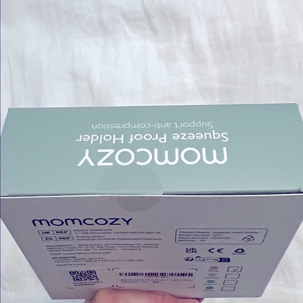 Momcozy Squeeze Station with Reusable Pouches - Mint Green and Cream - Picture 8 of 15
